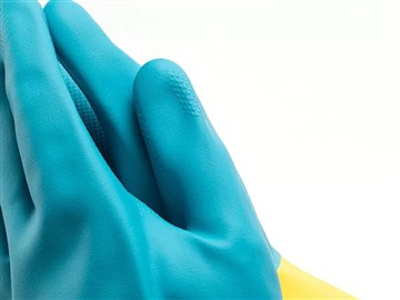 Use of disposable latex gloves
